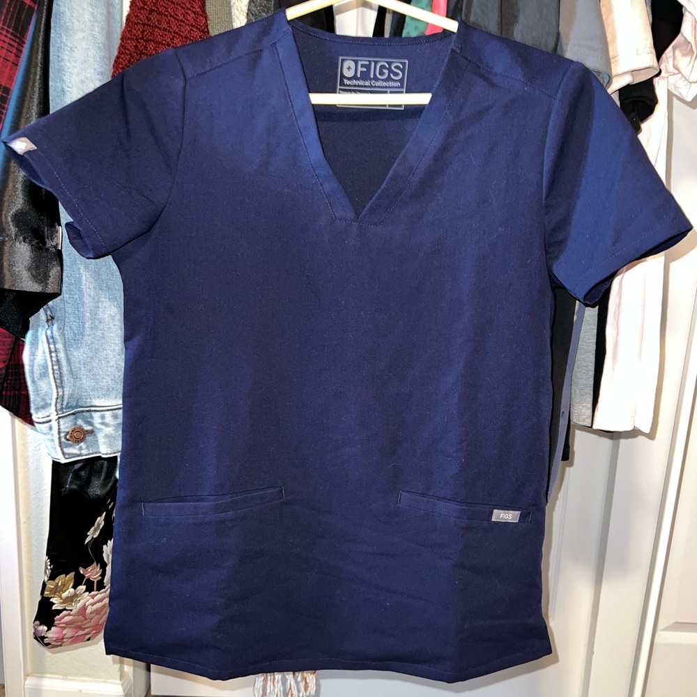 Figs Casma Top